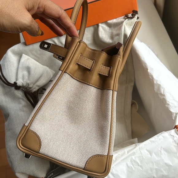 HERMÈS Limited Edition Birkin 25 handbag in Chai Swift leather and Toile H - Picture 9 of 14
